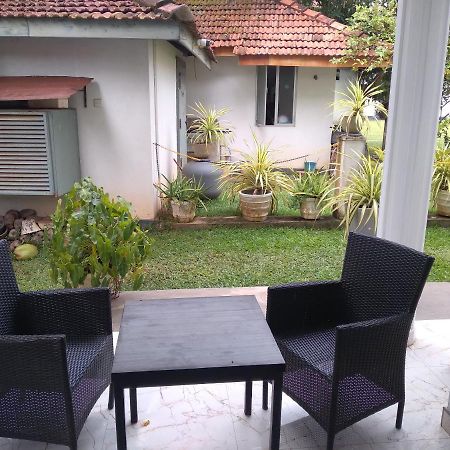 Vijai Resort Negombo Exterior photo