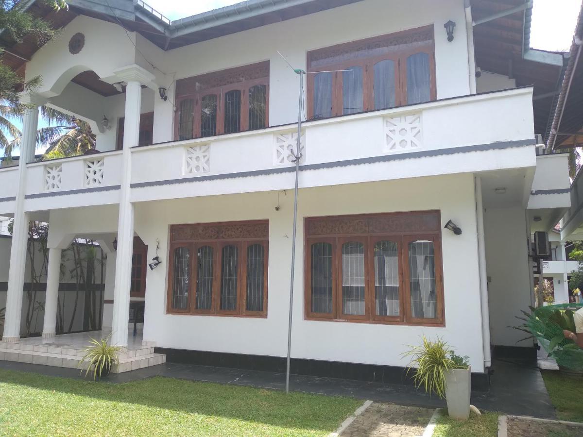 Vijai Resort Negombo Exterior photo