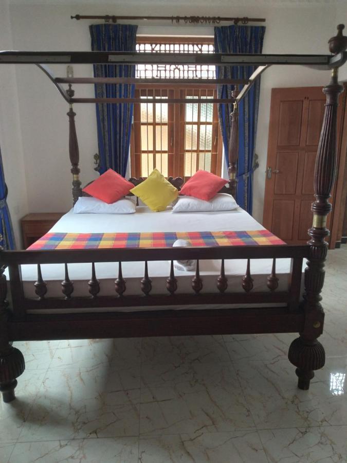 Vijai Resort Negombo Exterior photo