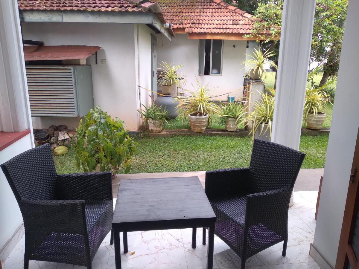 Vijai Resort Negombo Exterior photo