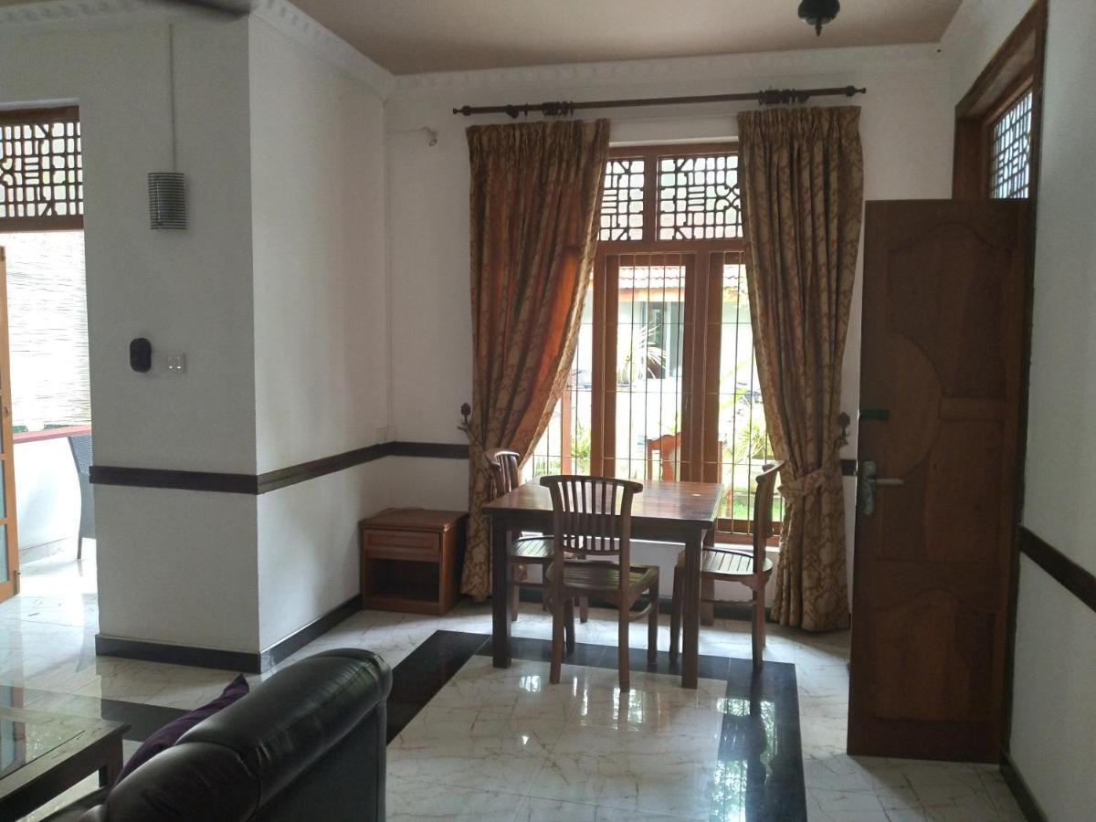 Vijai Resort Negombo Exterior photo